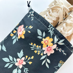 Shoe Bag - Blooming Bouquets